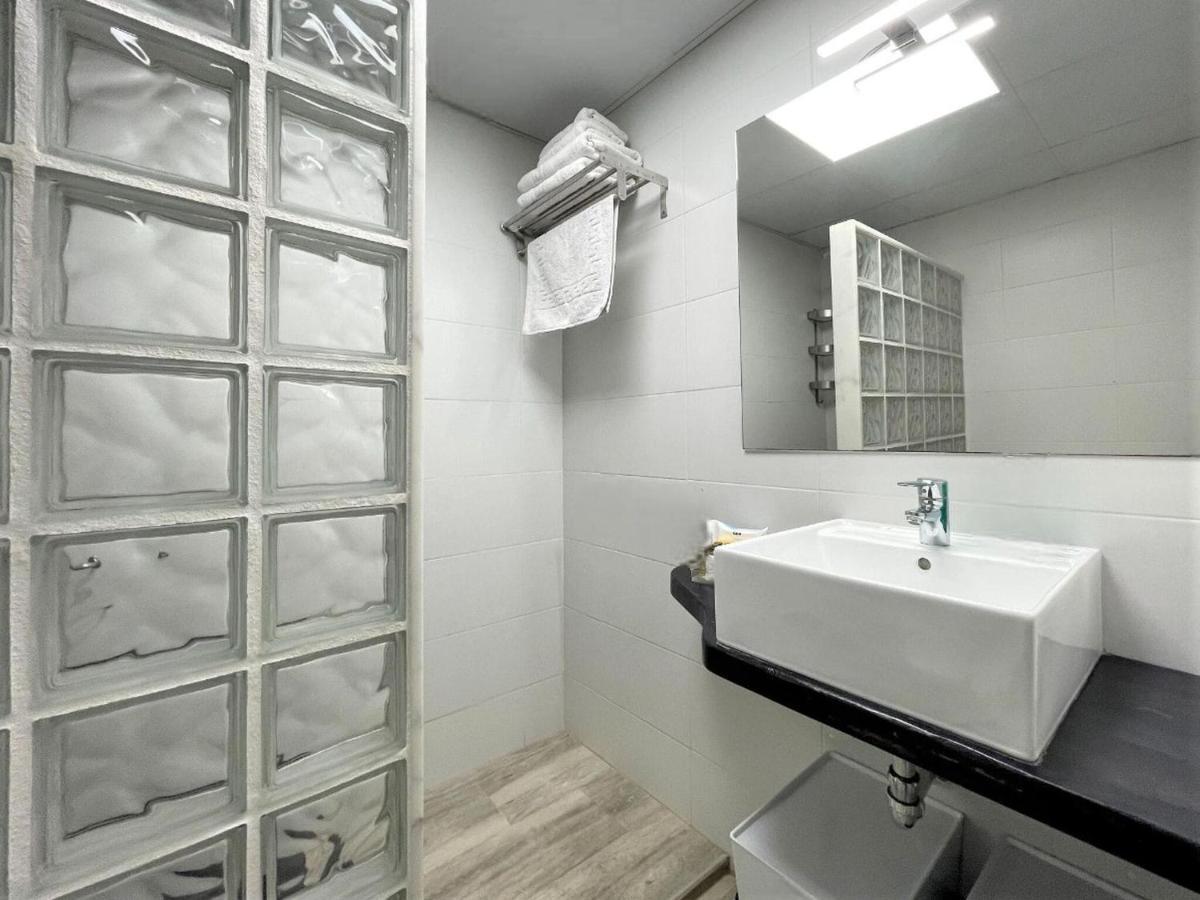 Belvilla By Oyo Apartment In Benalma¡Dena Benalmádena Εξωτερικό φωτογραφία